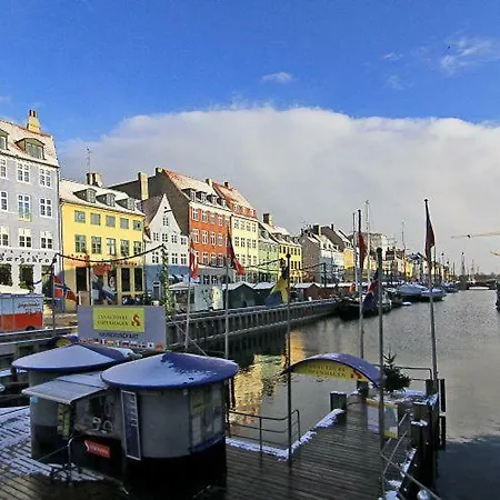 Apartment Ideal For Couples & Small Groups By Nyhavn Canals *